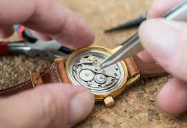 CLOCK & WATCH REPAIR TECHNICIAN